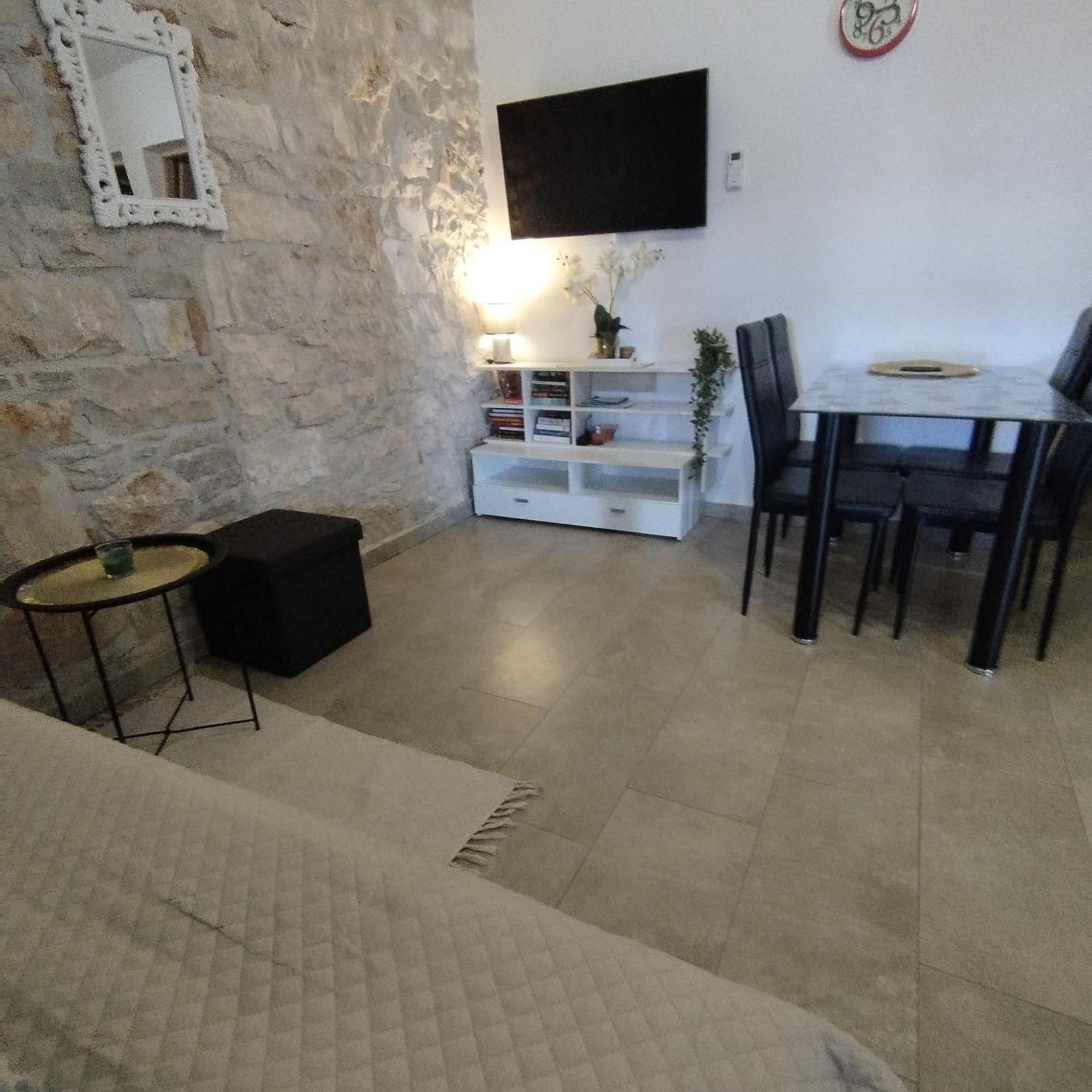 פורץ Apartmani Memic 100 M Do Plaze, Apartments Memic Only 100M From Beach מראה חיצוני תמונה